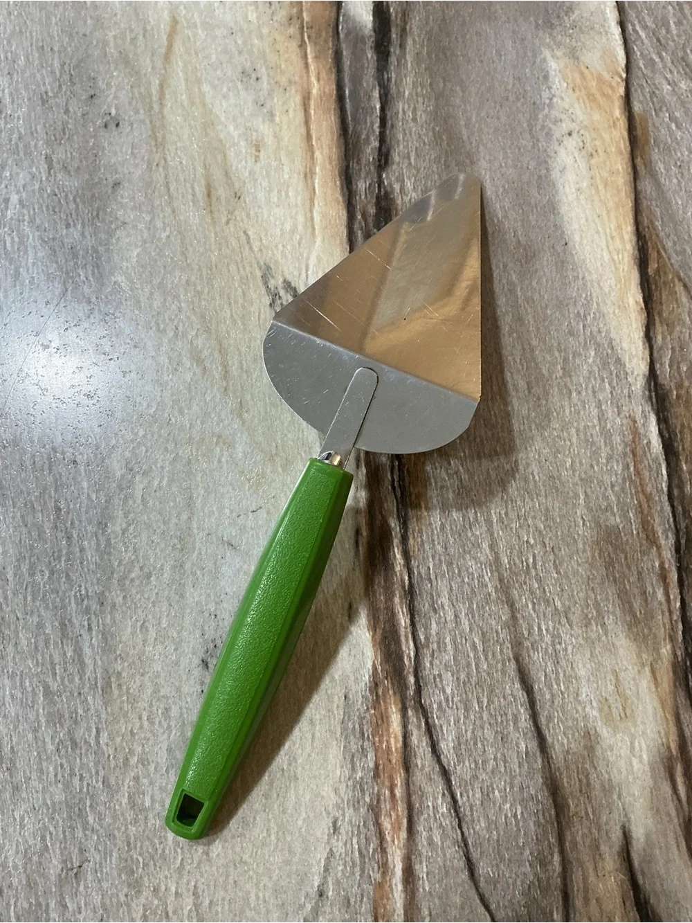 Vintage EKCO Pie Cake Server Avocado Green Handle Chromium Plated MCM 10”